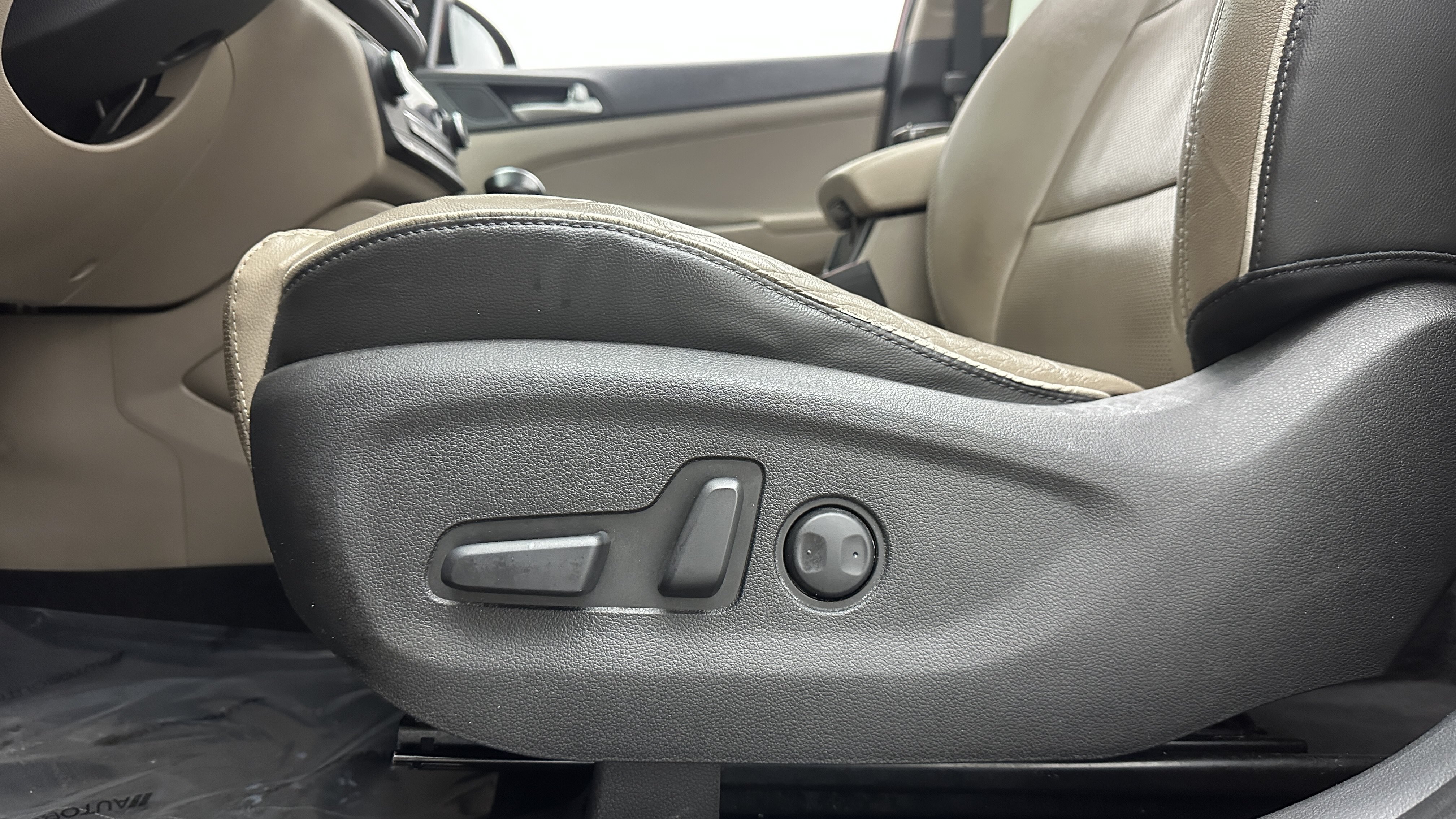 Used 2021 Hyundai Tucson Ultimate FWD image 15