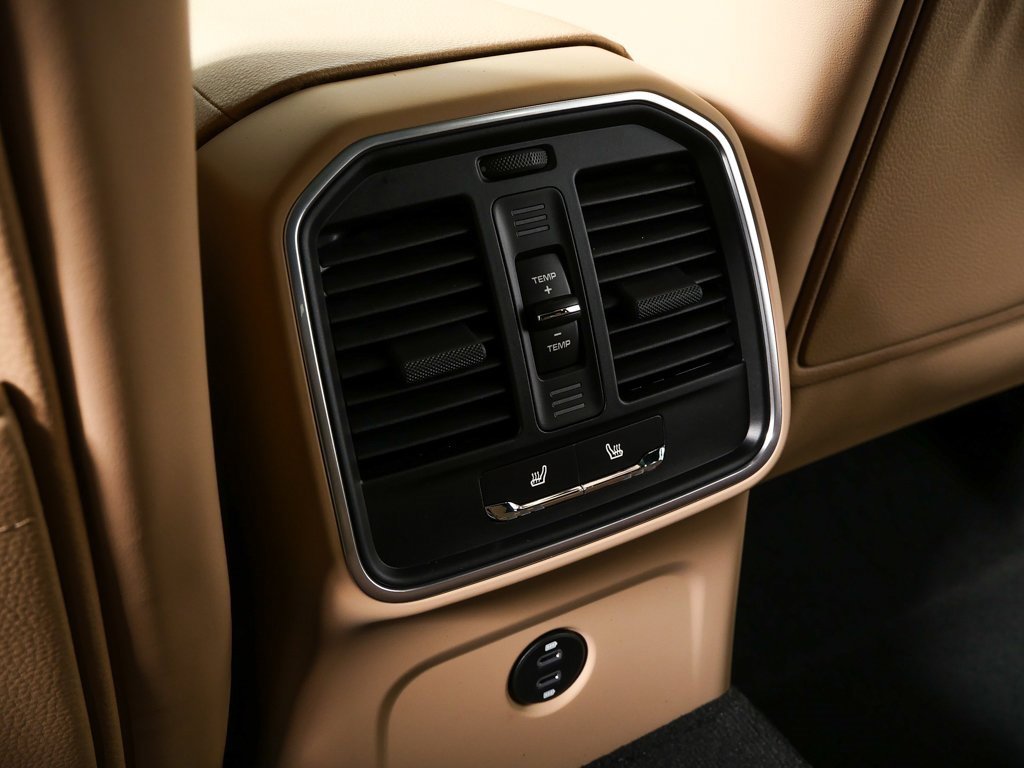 New 2026 Porsche Macan S image 22