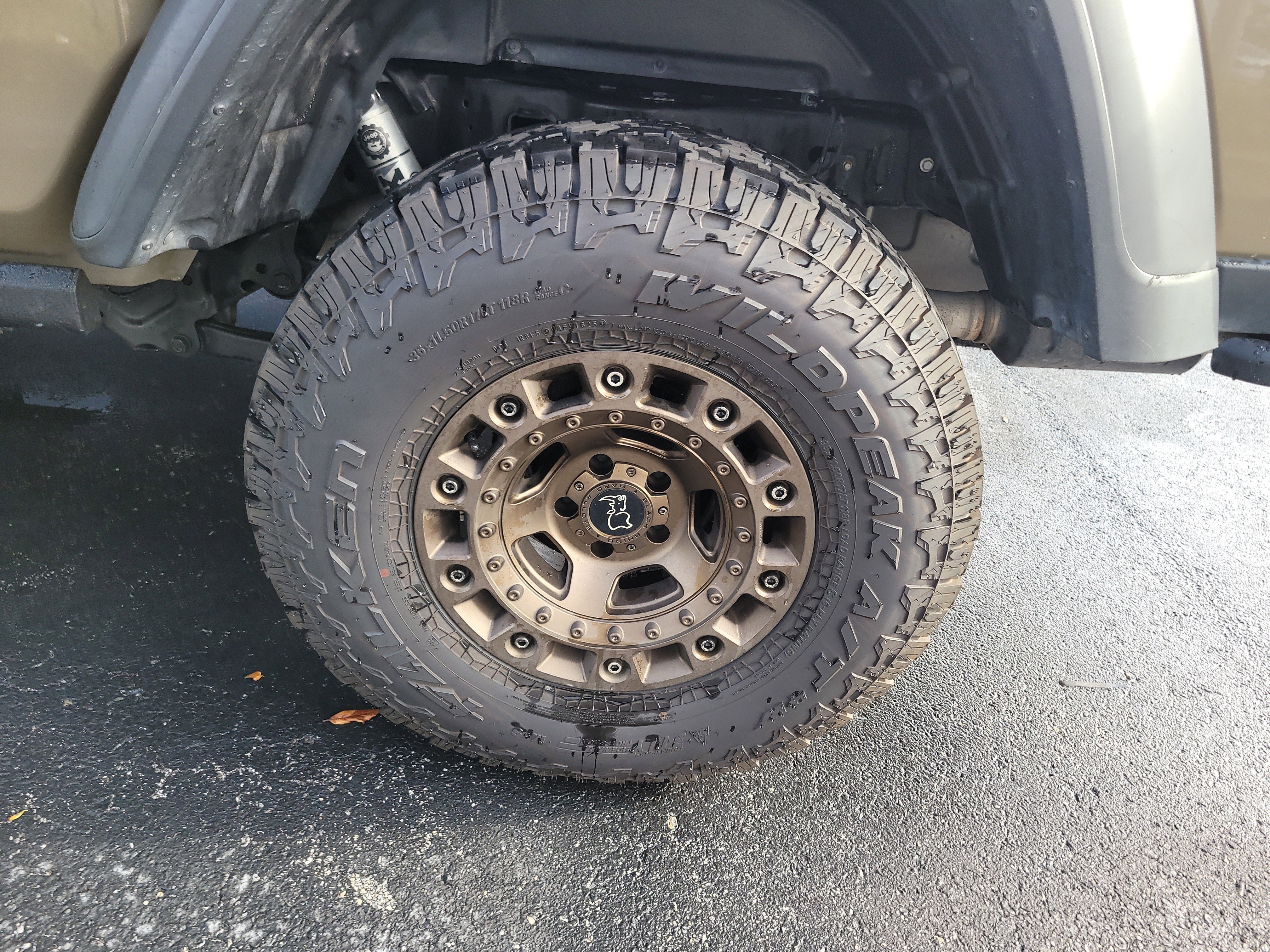 Used 2020 Jeep Gladiator Rubicon image 9