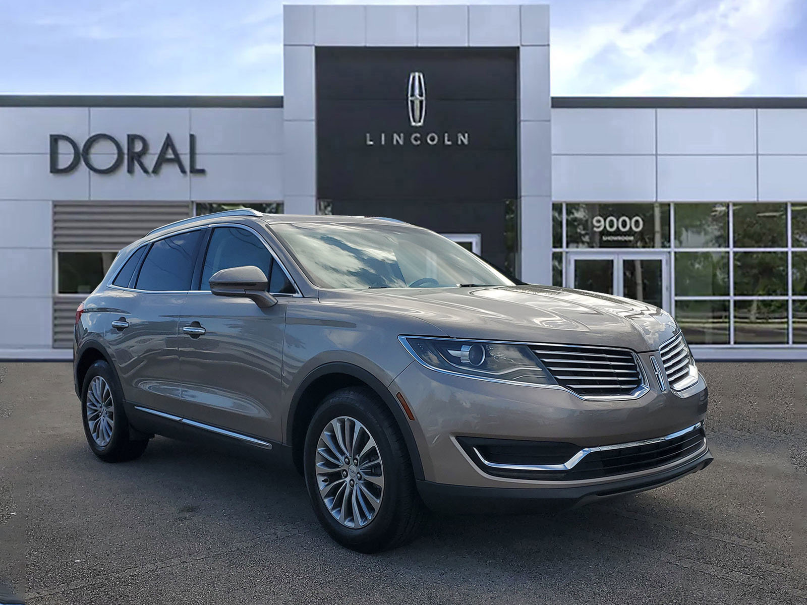 Used 2018 Lincoln MKX Select w/ Select Plus Package image 1