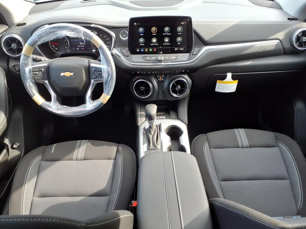 New 2026 Chevrolet Blazer LT w/ Convenience Package FWD image 17