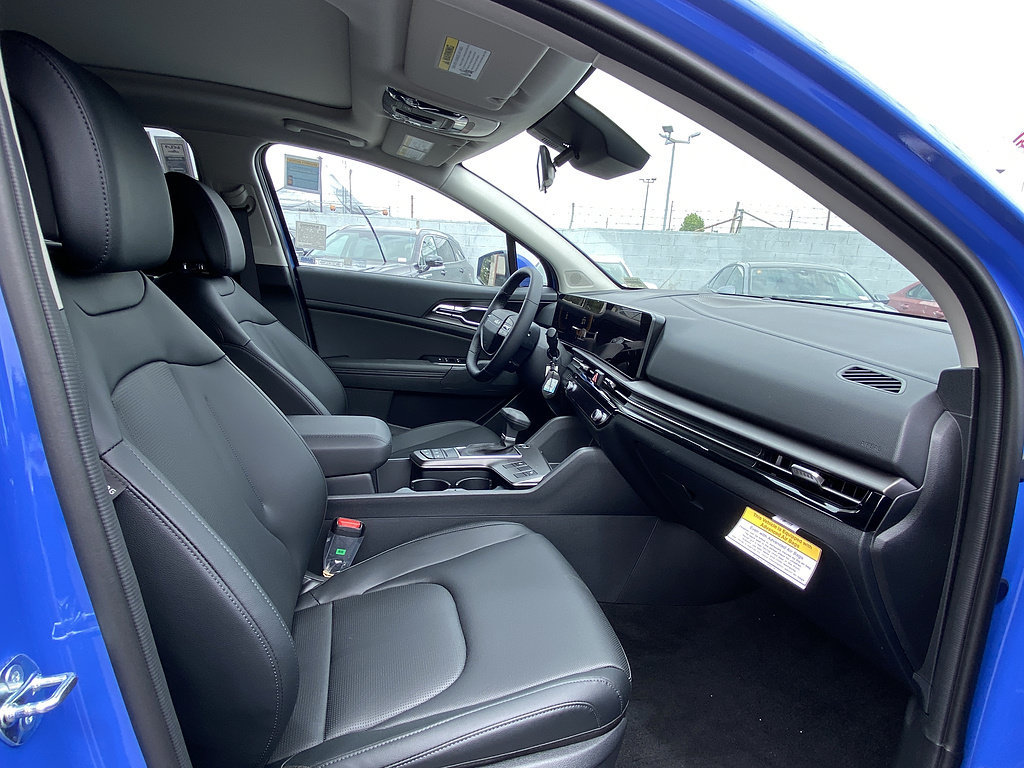 New 2026 Kia Sportage EX FWD image 24