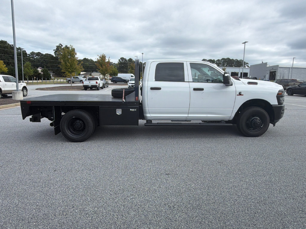 New 2026 RAM 3500 Tradesman AWD/4WD image 8
