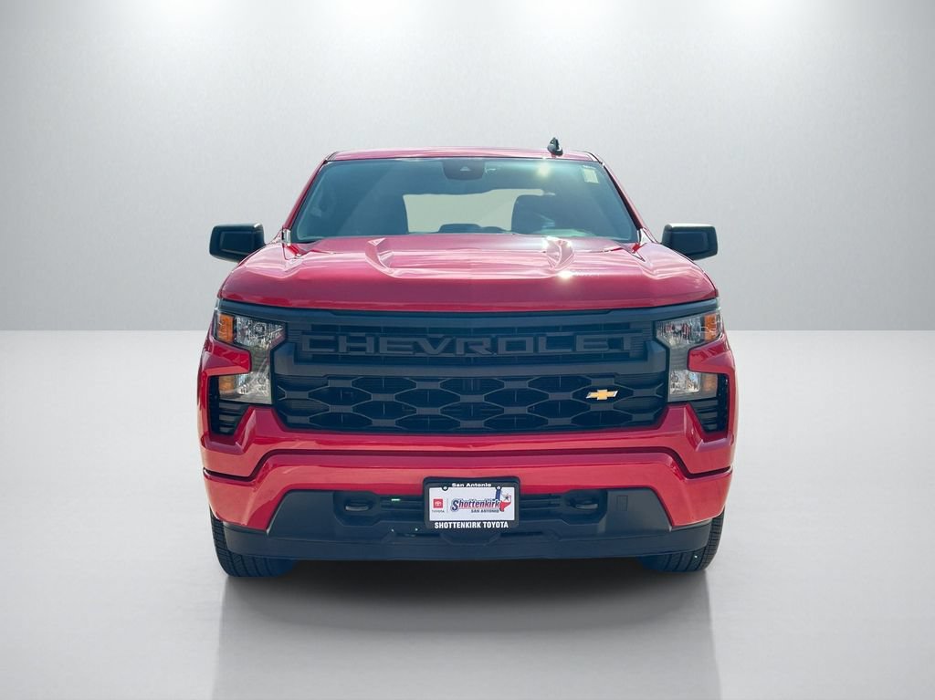 Used 2024 Chevrolet Silverado 1500 Custom RWD image 2