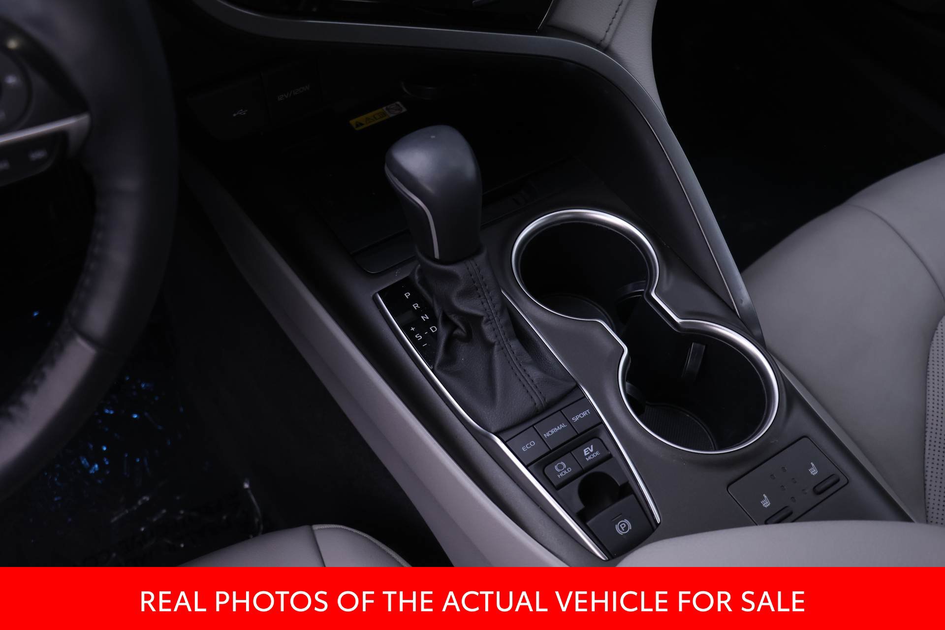 Certified 2022 Toyota Camry XLE w/ Cold Weather Package FWD image 12