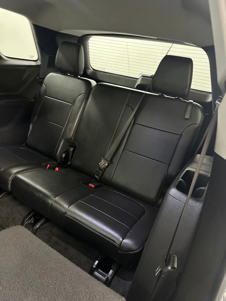 Used 2019 Chevrolet Traverse RS image 30