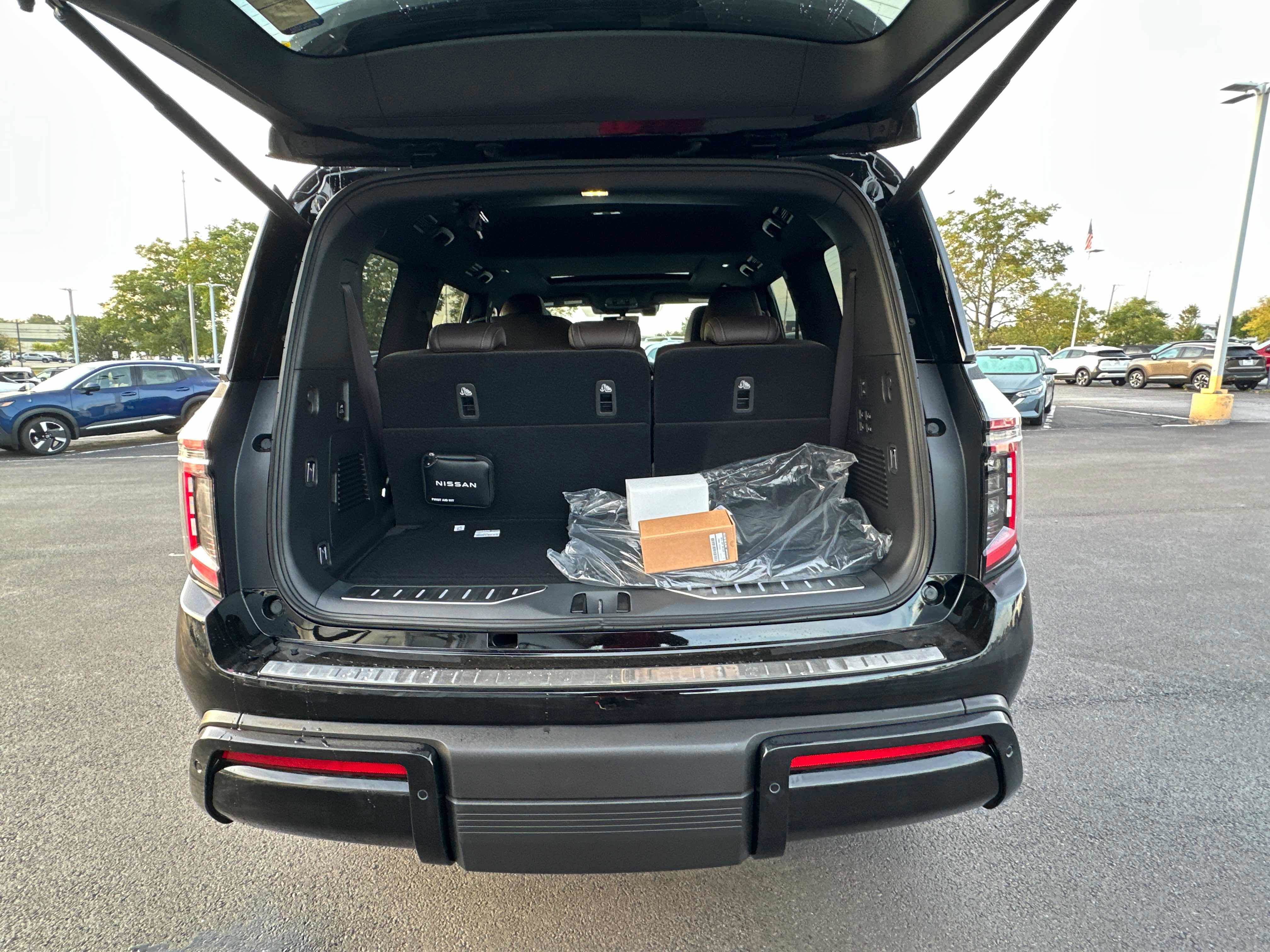 New 2026 Nissan Armada Platinum Reserve w/ Convenience Package image 18