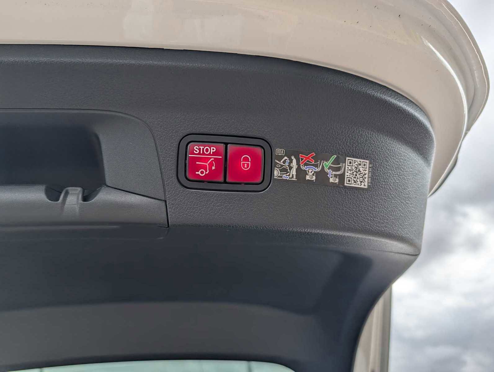 New 2026 Mercedes-Benz GLE 450 4MATIC Coupe image 21