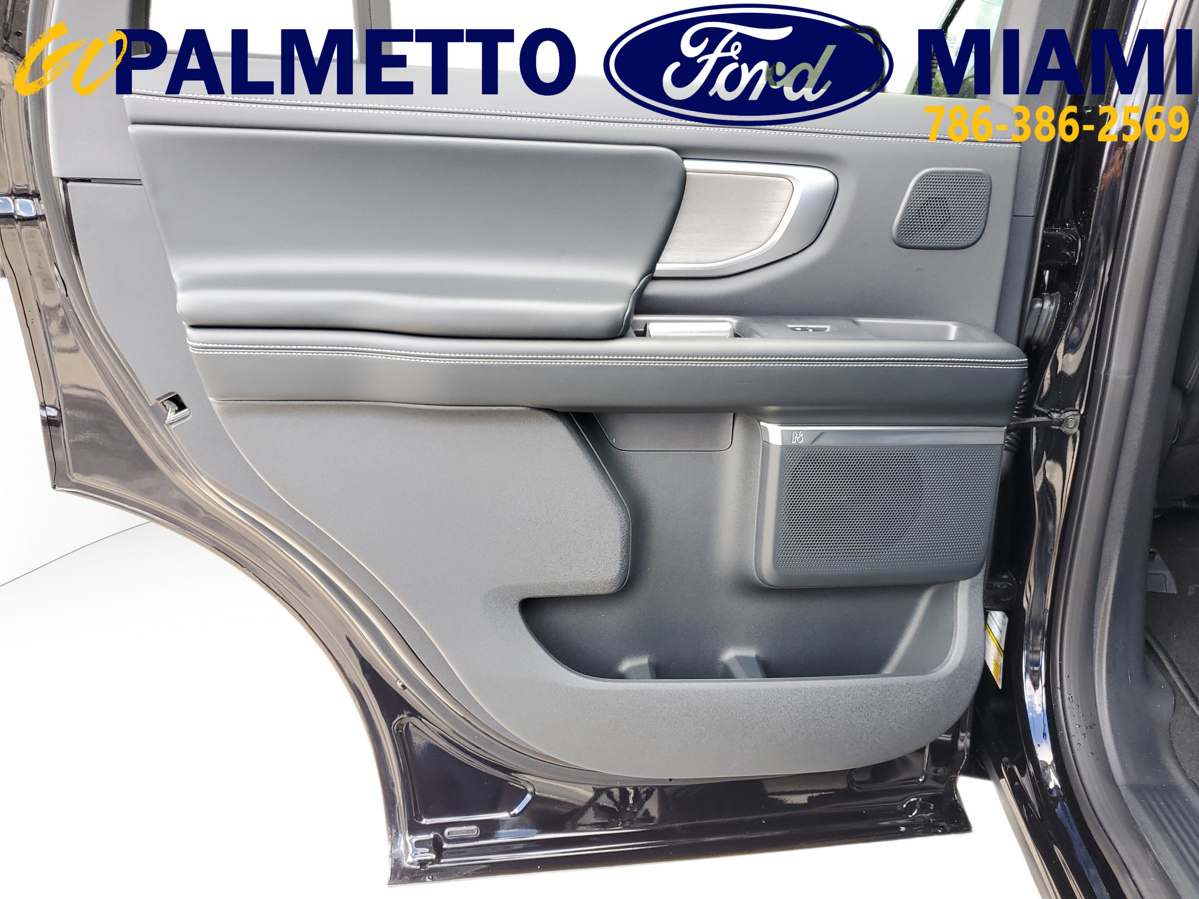 New 2026 Ford Expedition Platinum w/ Driver's Package AWD/4WD image 10