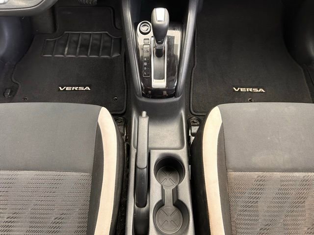 Used 2021 Nissan Versa SV FWD image 15