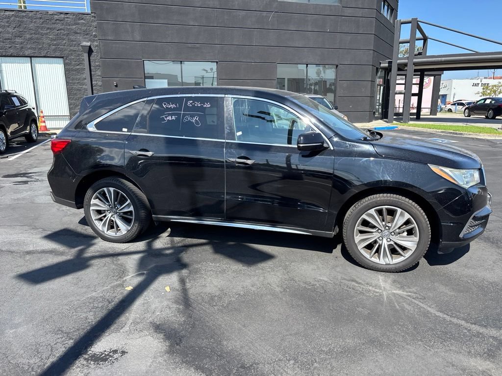 Used 2017 Acura MDX w/ Technology Package FWD image 3