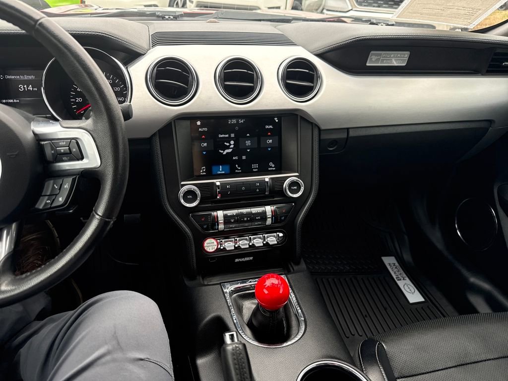 Used 2016 Ford Mustang GT Premium image 18