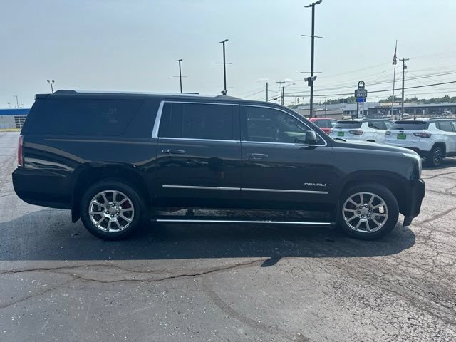 Used 2015 GMC Yukon XL Denali w/ Touring Package AWD/4WD image 7