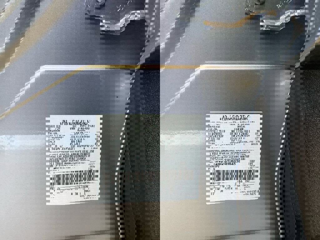 Used 2024 Ford Edge Titanium image 20