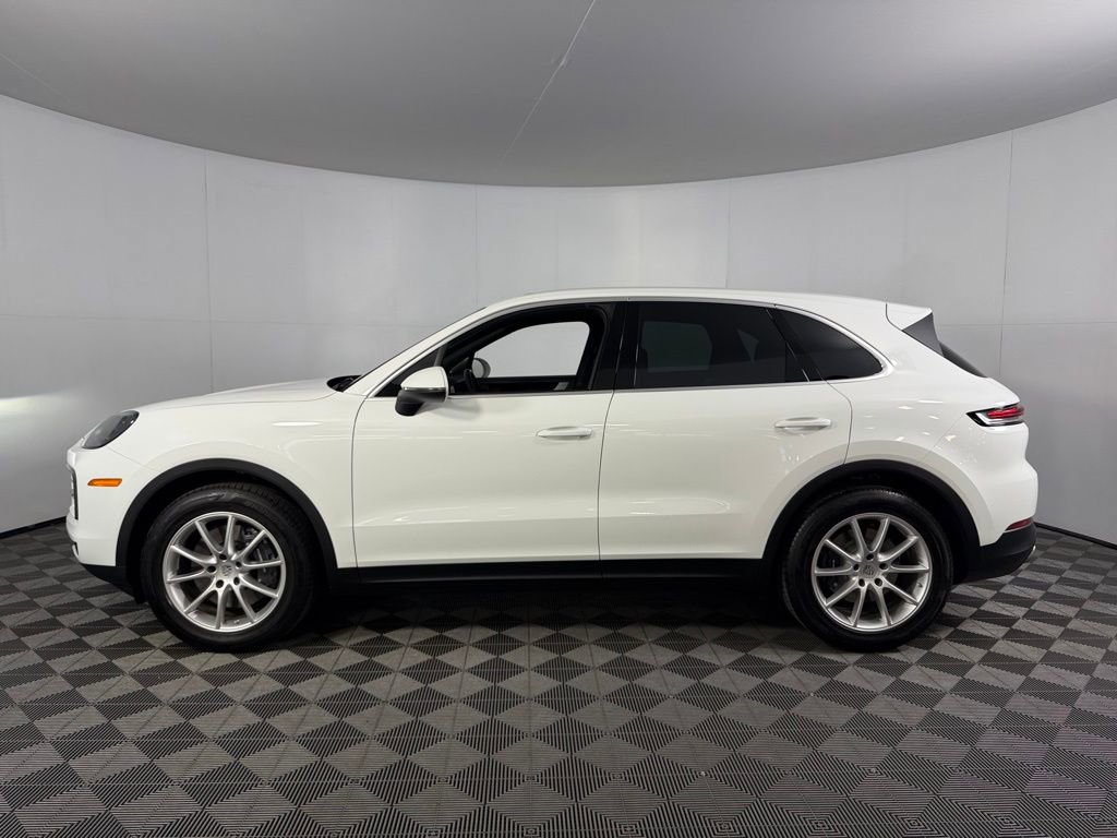 Used 2024 Porsche Cayenne image 10