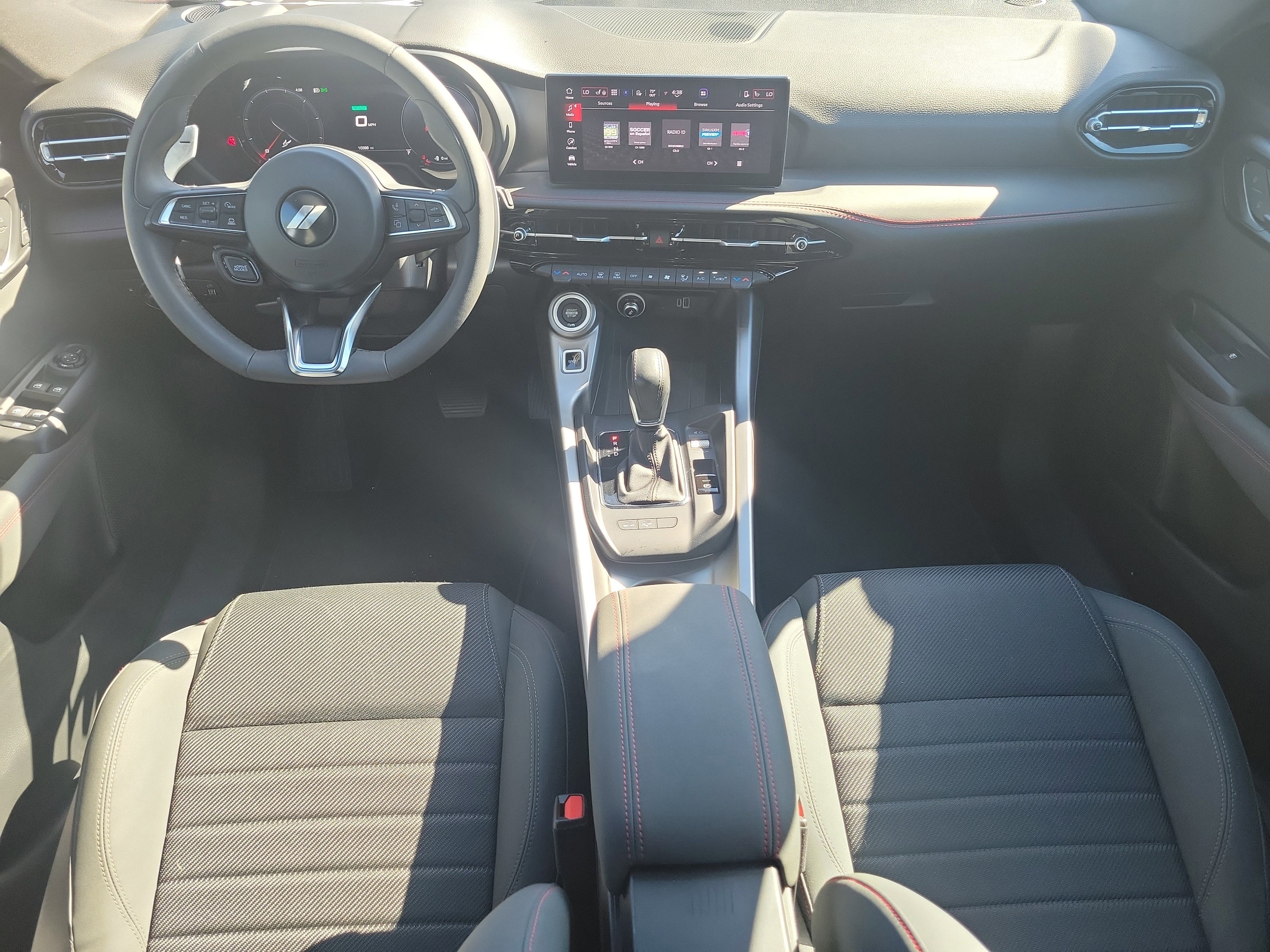 Used 2024 Dodge Hornet R/T image 9