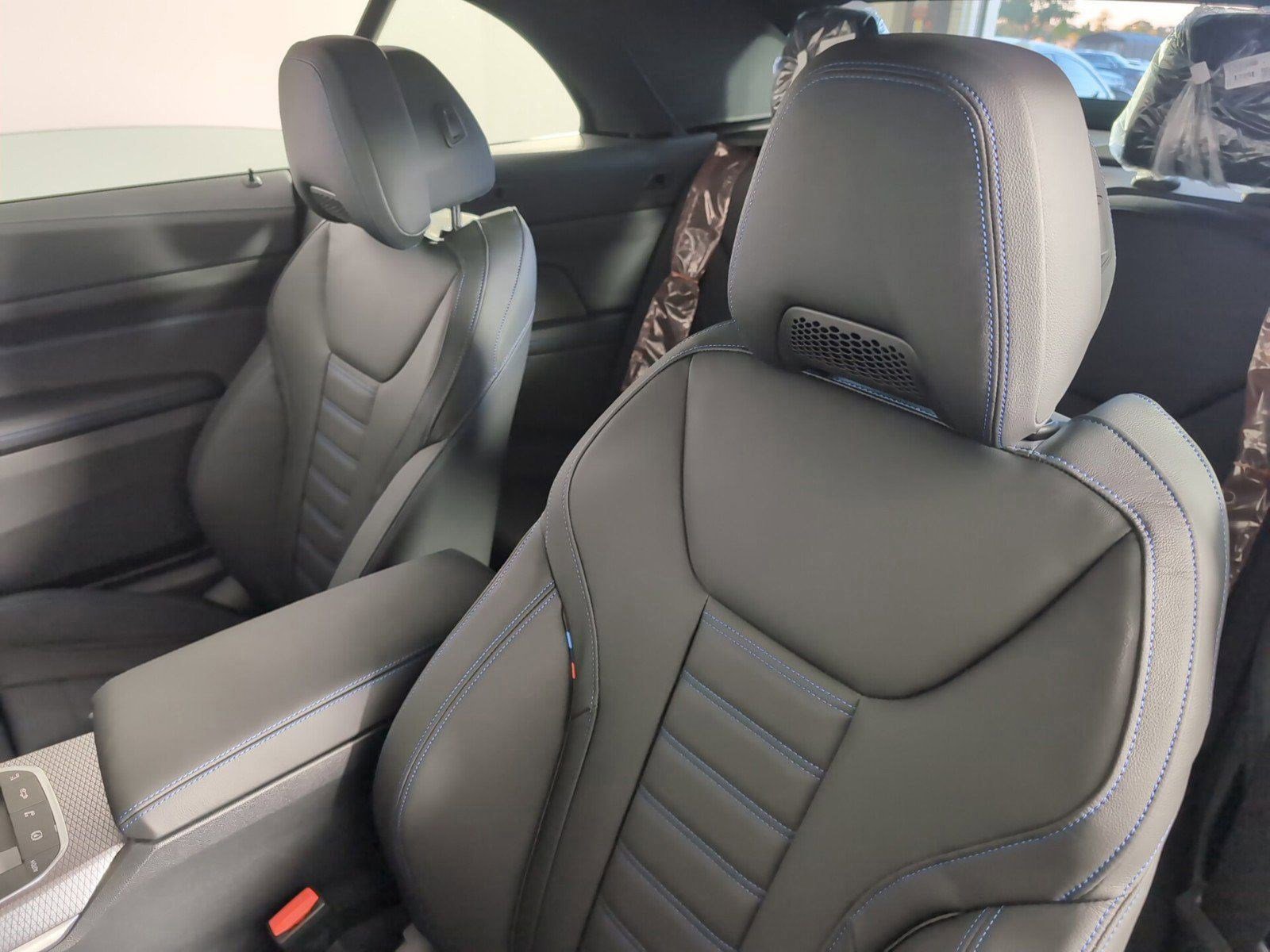 Used 2025 BMW 430i Convertible w/ M Sport Package image 22