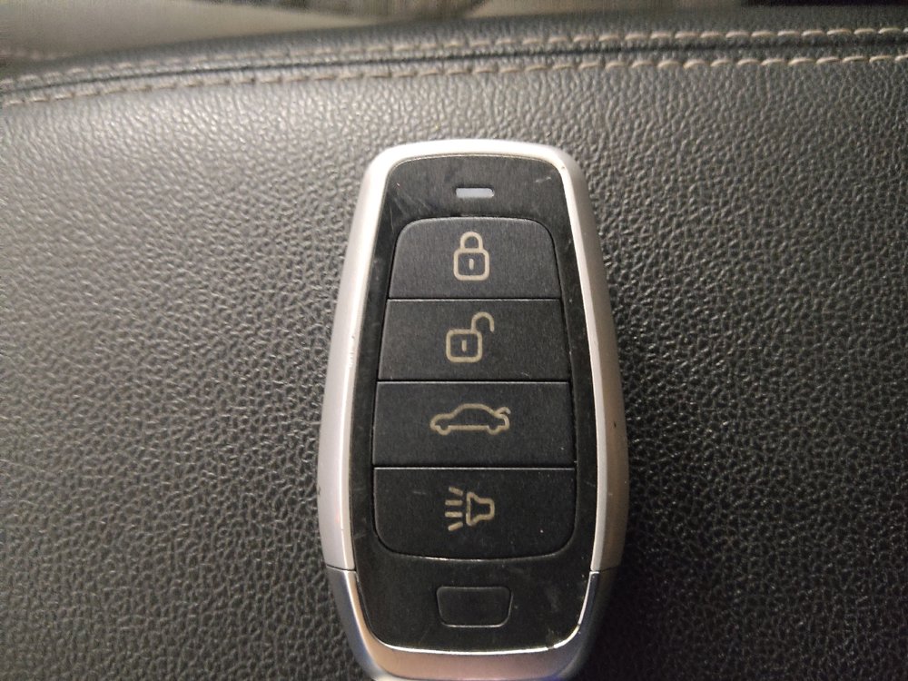 Used 2021 Ford Escape SE FWD image 32
