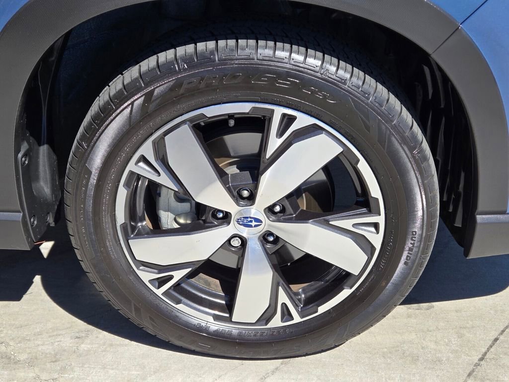 Used 2021 Subaru Forester Touring w/ Popular Package #2 image 7