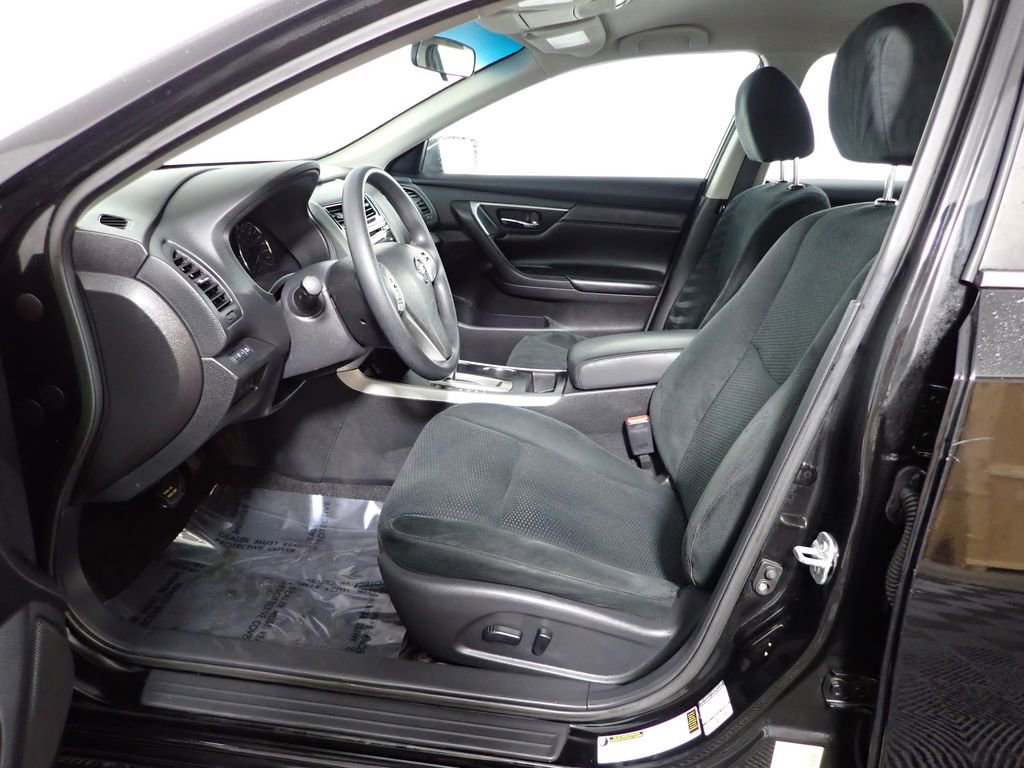 Used 2015 Nissan Altima 2.5 S w/ Special Edition Package image 23