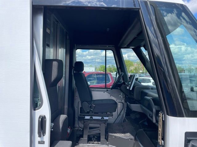 New 2025 Chevrolet Brightdrop 400 w/ Battery Pack, Max Range AWD/4WD image 10