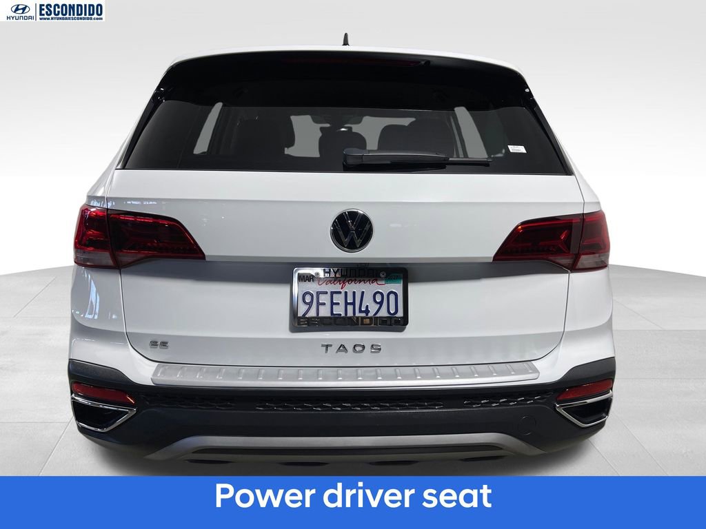 Used 2023 Volkswagen Taos SE image 4