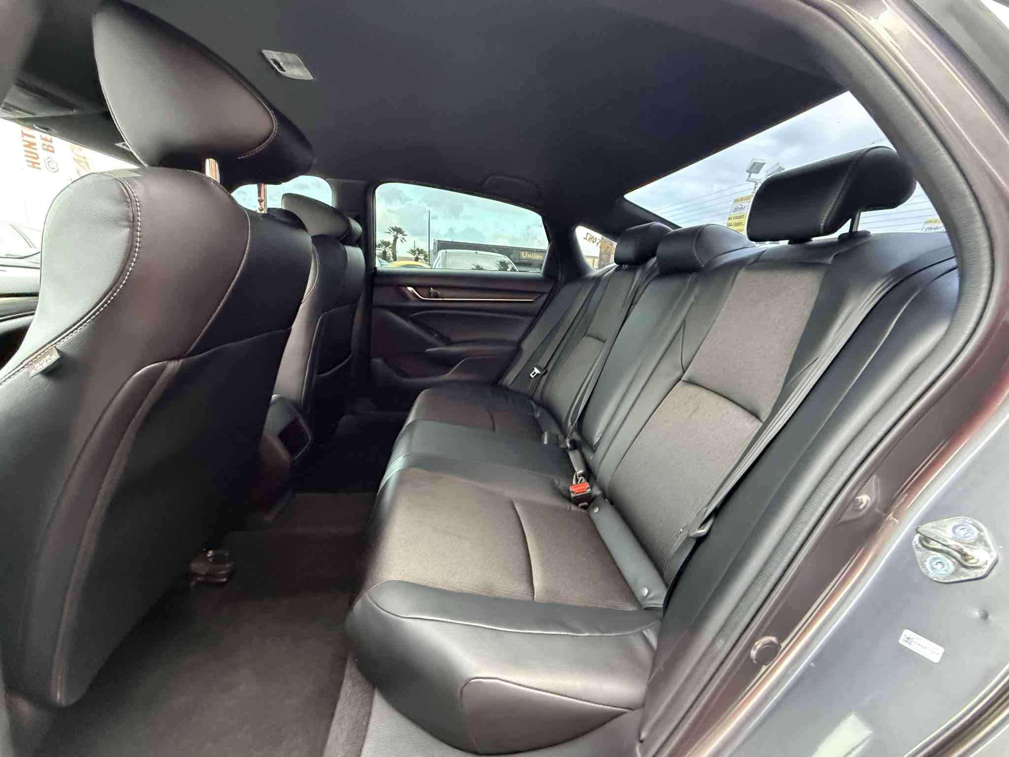 Used 2018 Honda Accord Sport image 63