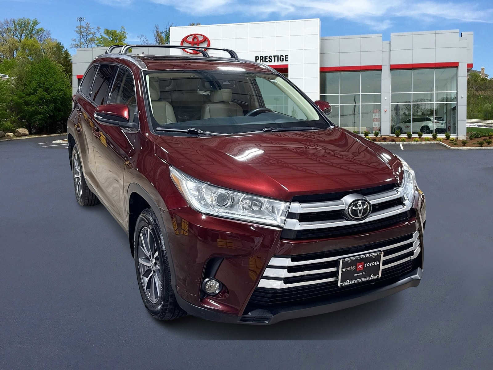 Used 2019 Toyota Highlander XLE