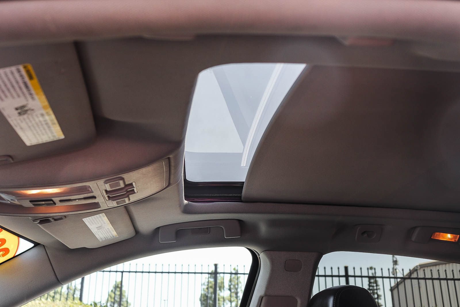 Used 2013 Cadillac SRX Premium FWD image 26