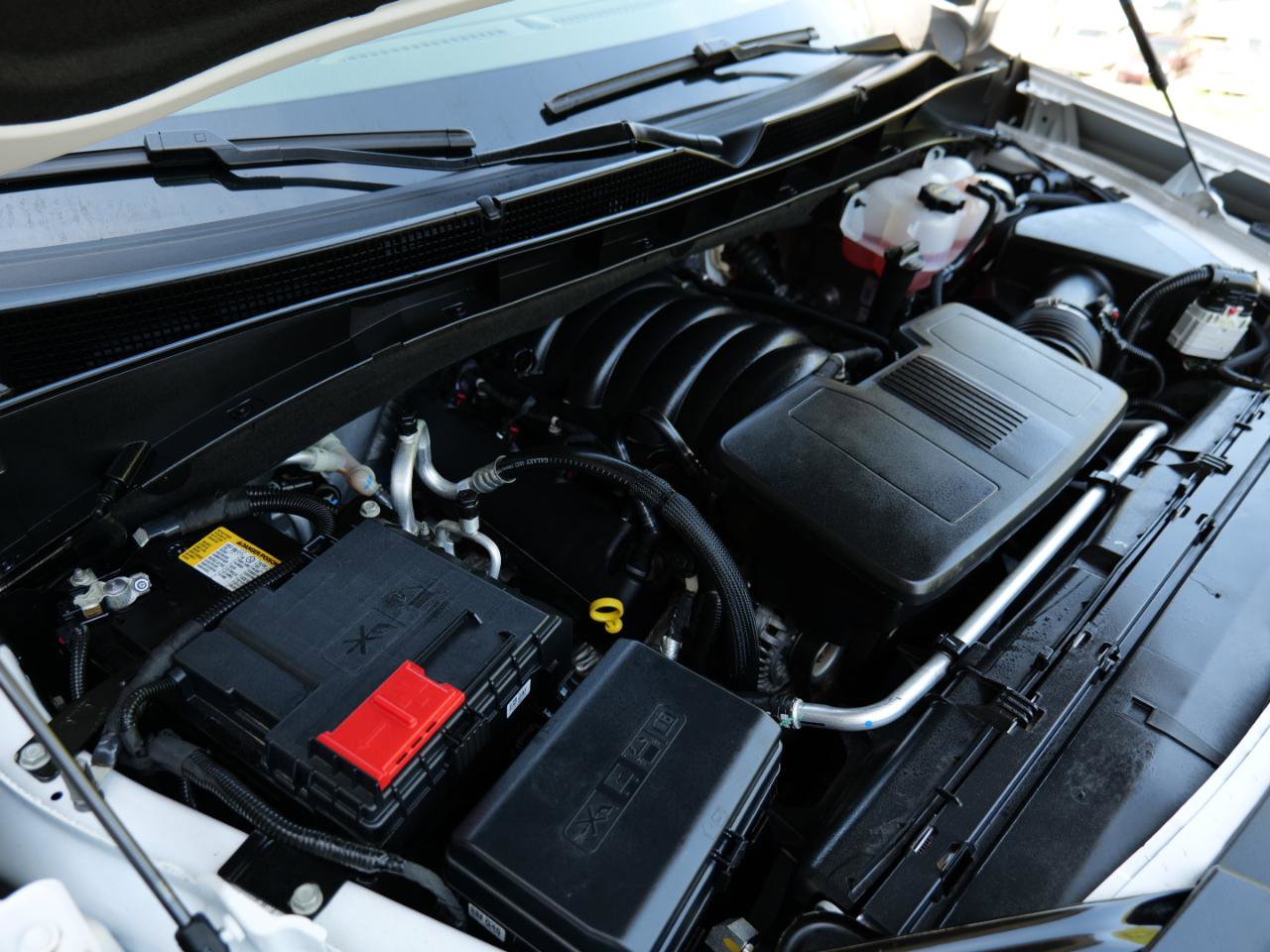 Used 2025 Cadillac Escalade Sport Platinum w/ LPO, Floor Liner Package image 57