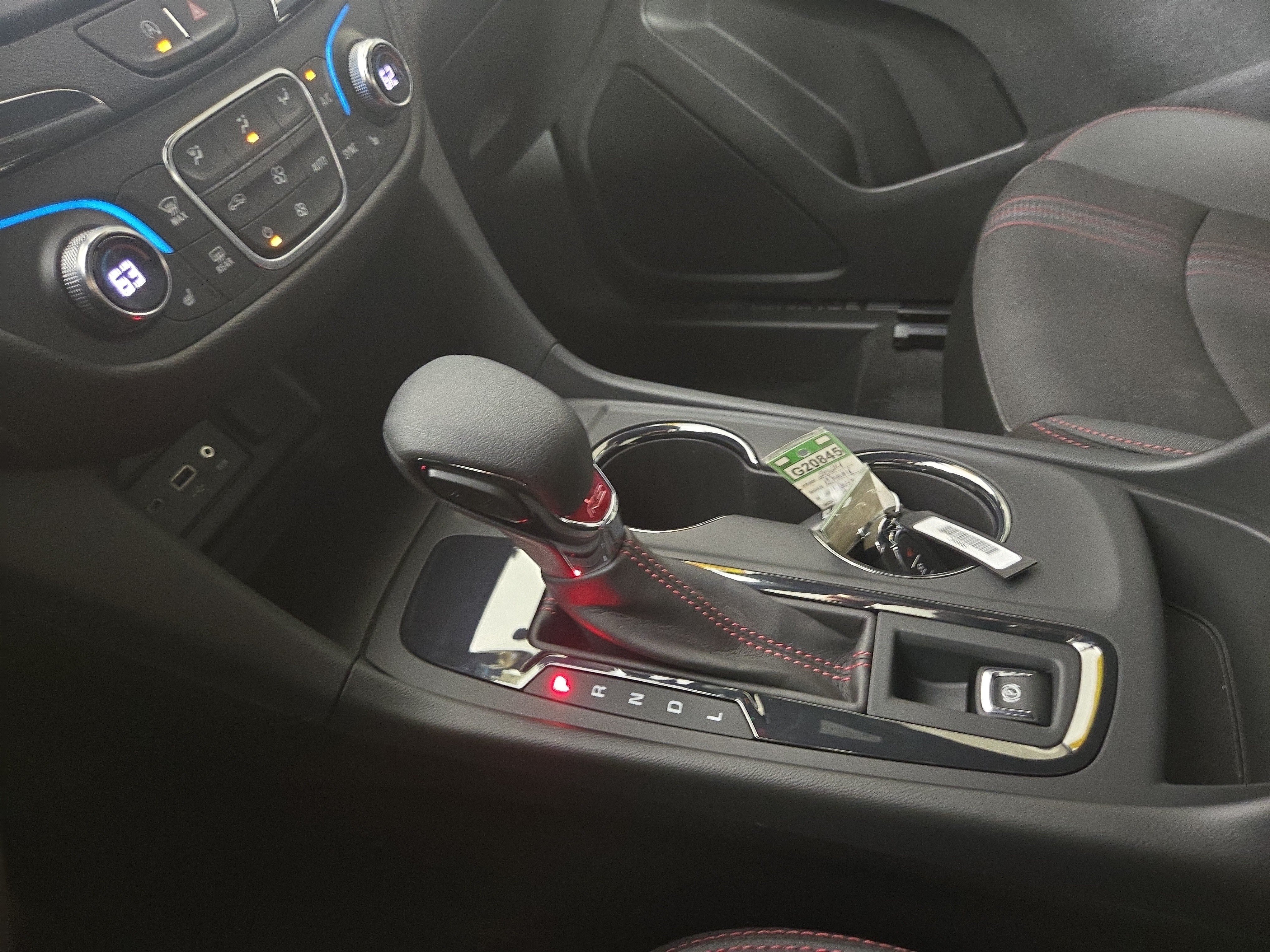 Certified 2024 Chevrolet Equinox RS FWD image 22