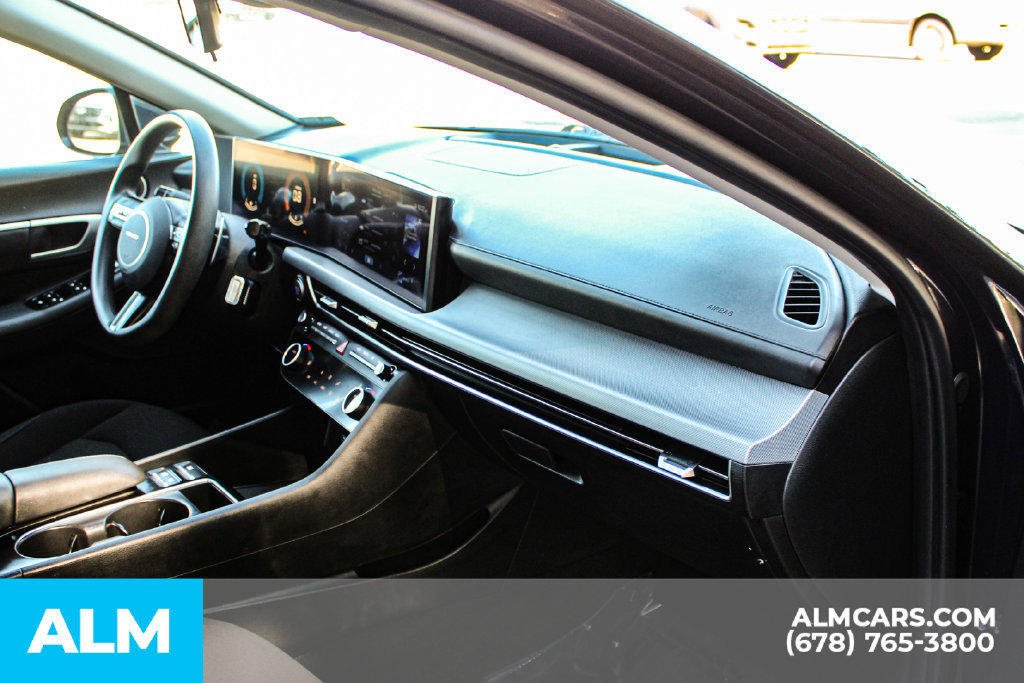 Used 2025 Hyundai Sonata SEL FWD image 20