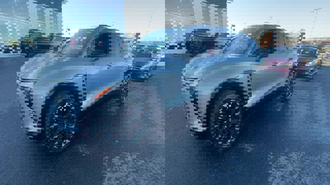 Used 2024 Chevrolet Blazer EV RS image 5