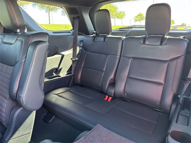 Certified 2025 Ford Explorer ST-Line w/ Premium Package image 28