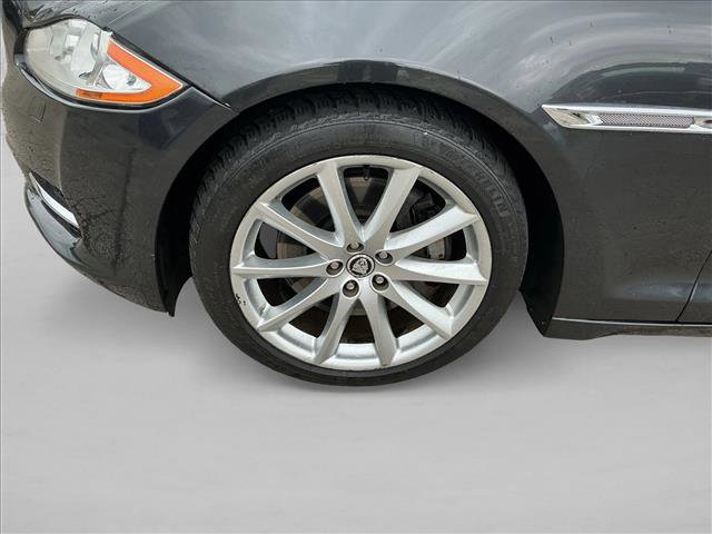 Used 2015 Jaguar XJ L Portfolio AWD/4WD image 9