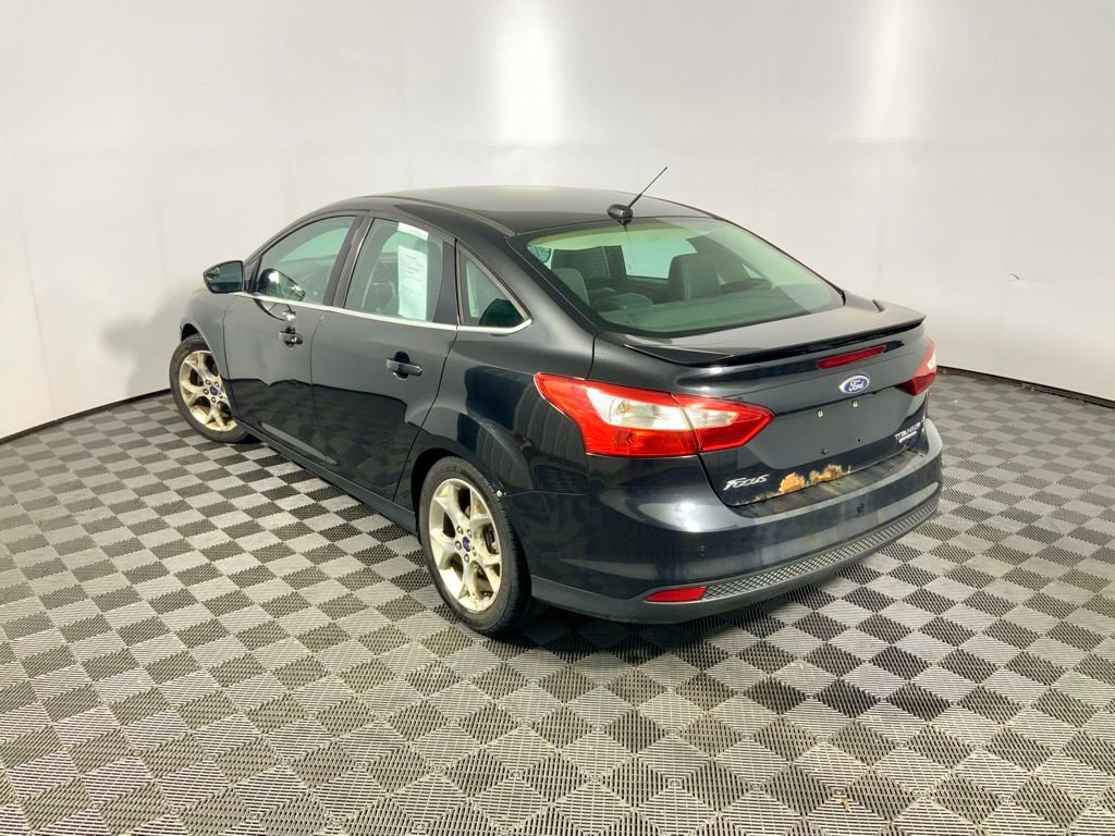Used 2014 Ford Focus Titanium FWD image 8