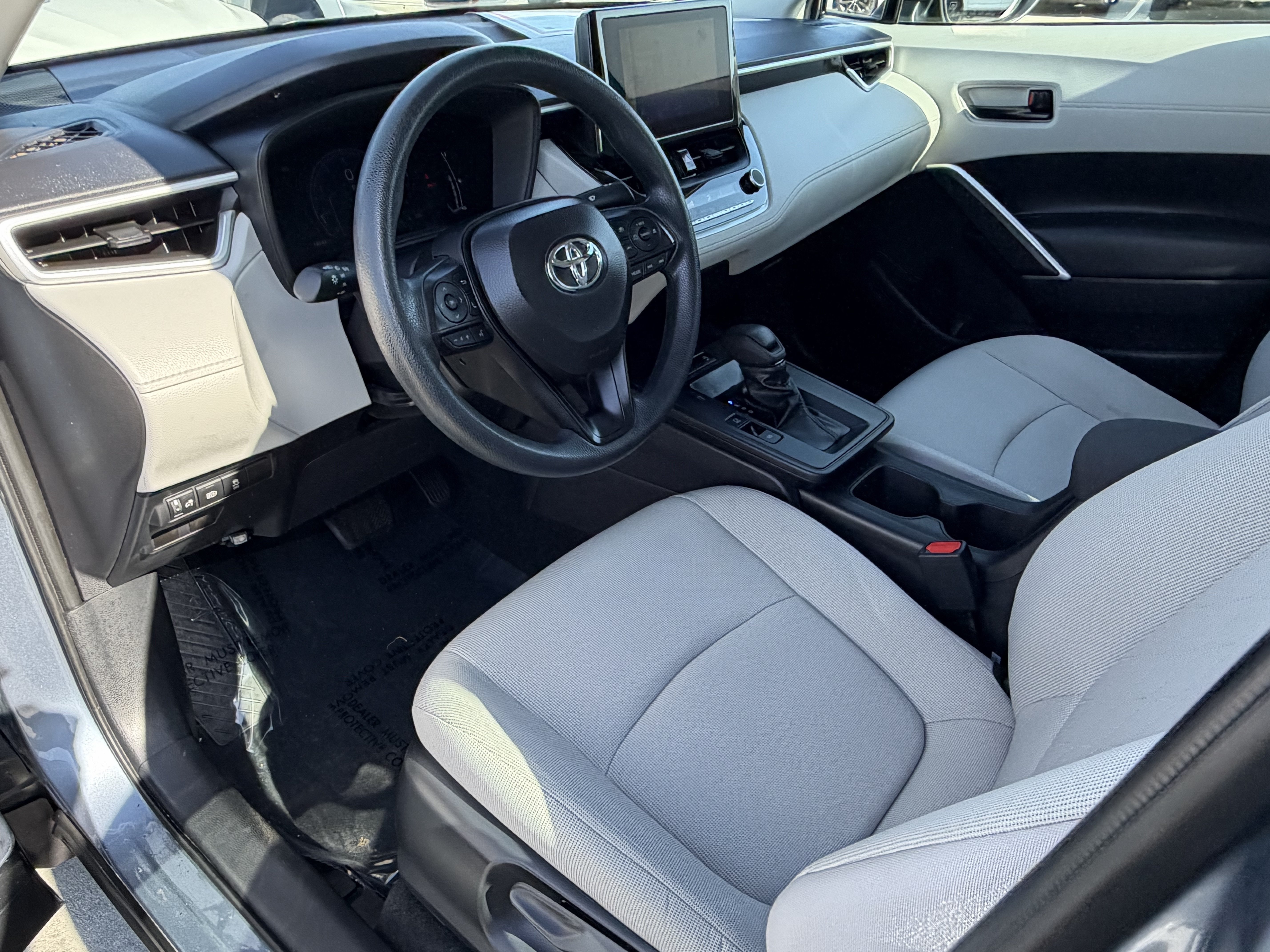 Certified 2026 Toyota Corolla Cross L FWD image 25