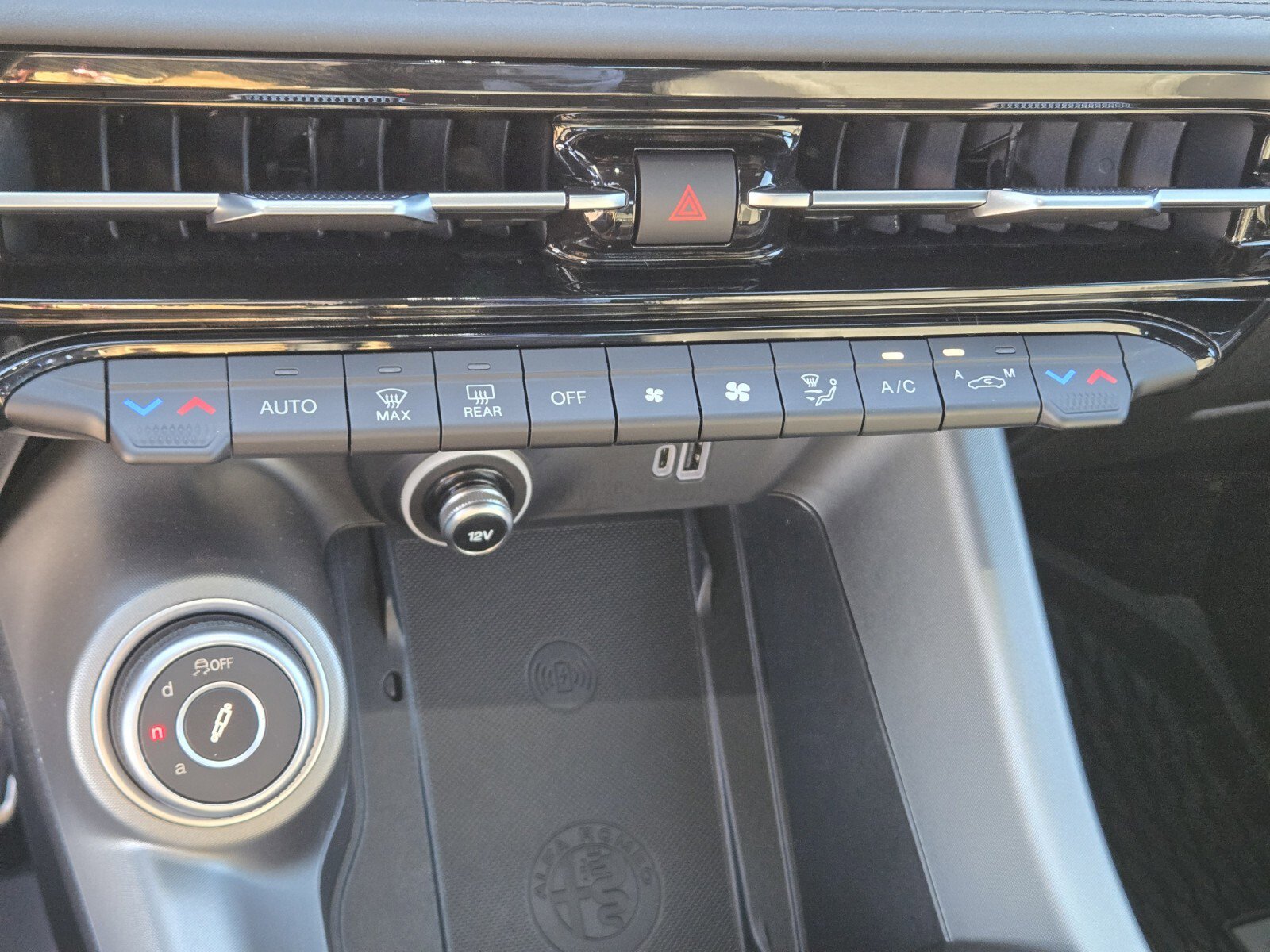 Used 2024 Alfa Romeo Tonale Veloce image 20