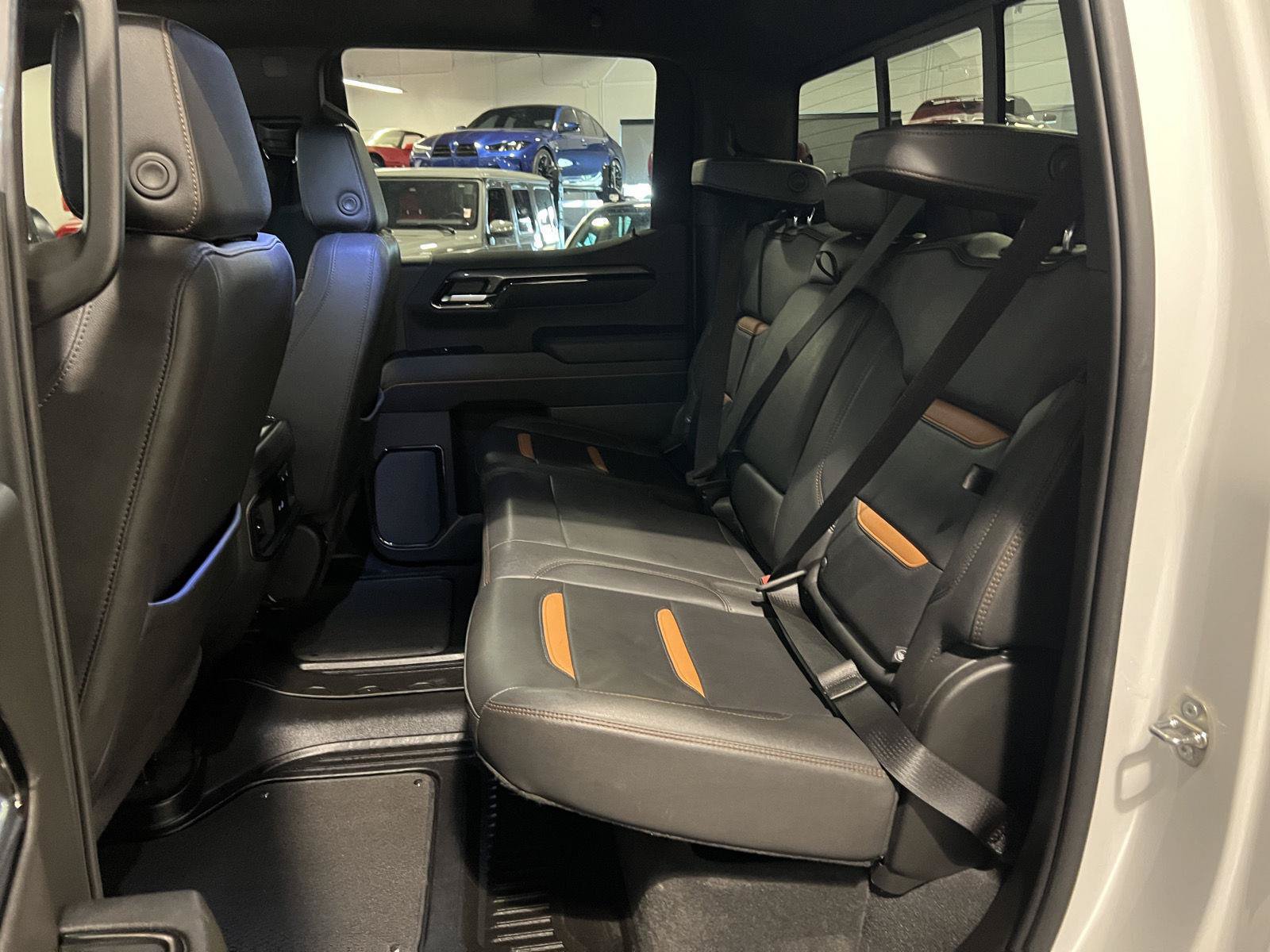Used 2023 GMC Sierra 1500 AT4 w/ AT4 Preferred Package AWD/4WD image 34