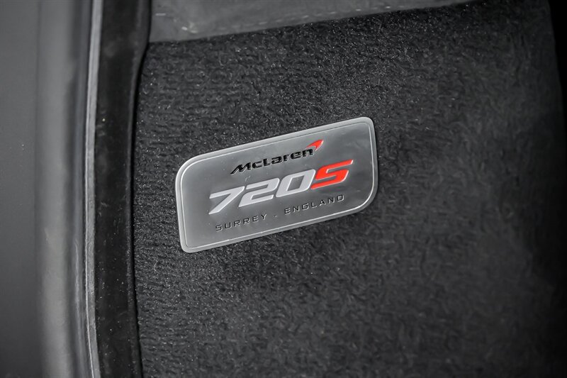 Used 2018 McLaren 720S Performance RWD image 26