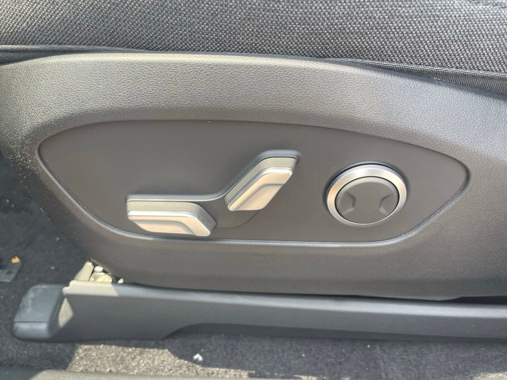 New 2026 Hyundai Ioniq 9 SE AWD/4WD image 20