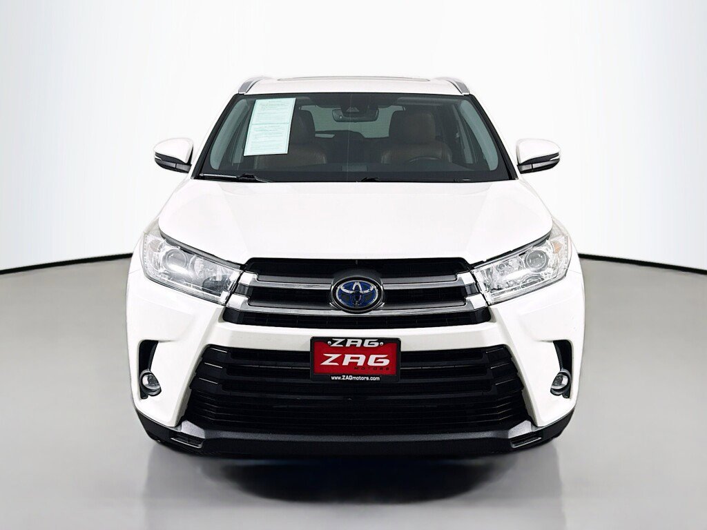 Used 2019 Toyota Highlander Limited AWD/4WD image 8