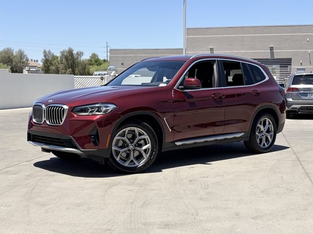 Used 2024 BMW X3 sDrive30i w/ Premium Package RWD image 2