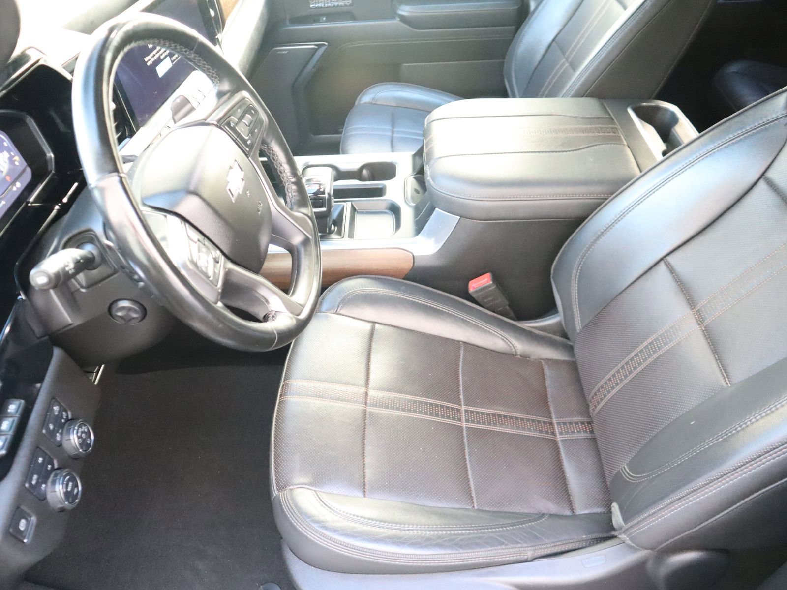 Used 2023 Chevrolet Silverado 1500 High Country w/ High Country Premium Package image 24