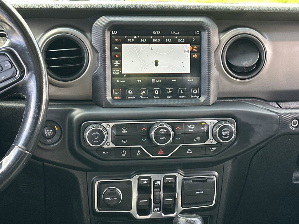 Used 2021 Jeep Gladiator Sport AWD/4WD image 16