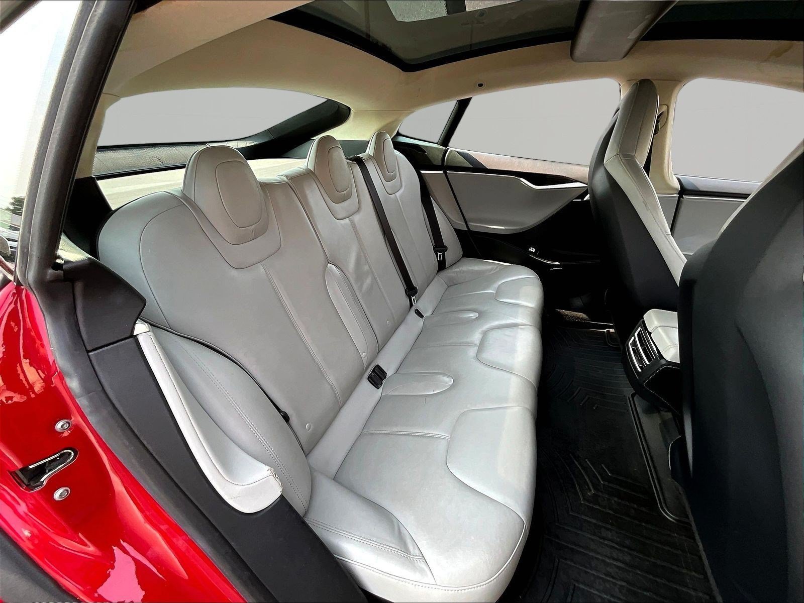 Used 2013 Tesla Model S RWD image 25