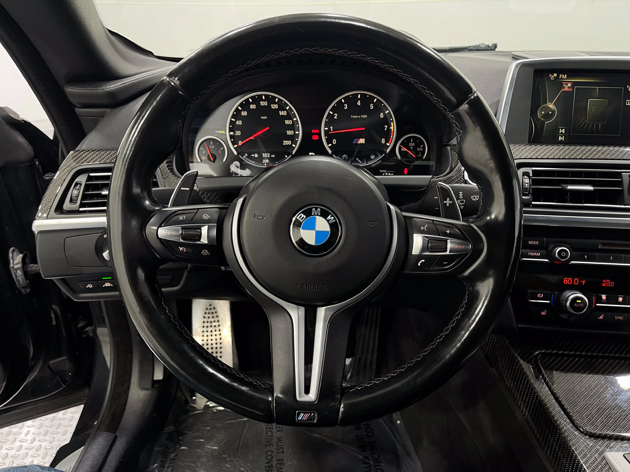 Used 2015 BMW M6 Convertible RWD image 21