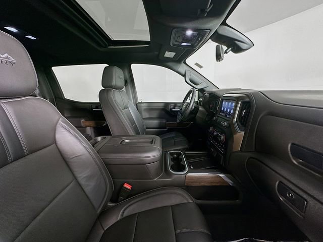 Used 2021 Chevrolet Silverado 1500 High Country w/ Technology Package image 27