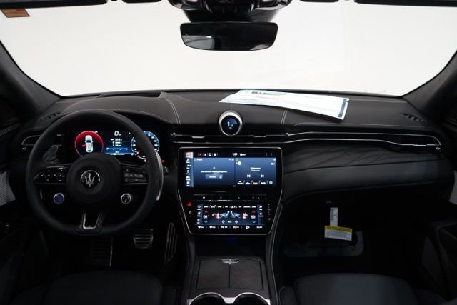 New 2025 Maserati Grecale Modena image 13