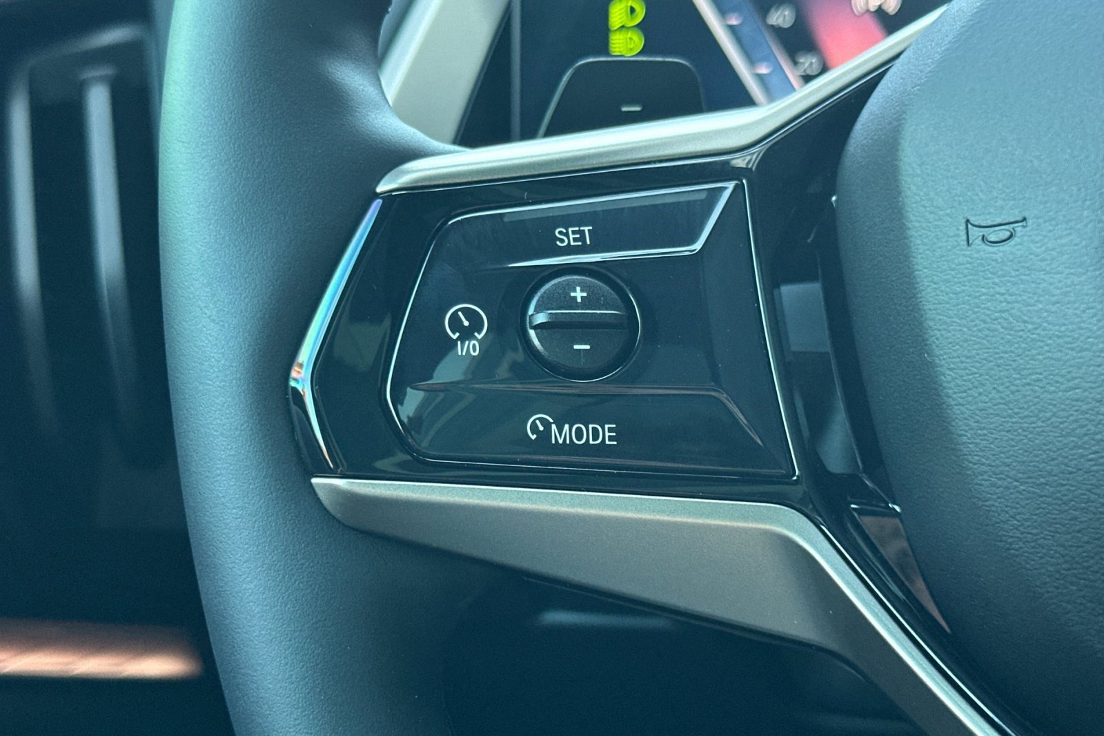 Used 2025 BMW X3 xDrive30i w/ Premium Package image 31